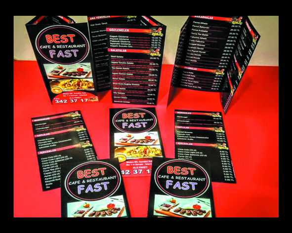 Broş&uuml;r A/4 Ebatında 130 gr. kırımlı Kuşe &Ccedil;ift Y&ouml;n Renkli